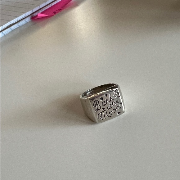 Souvenir Jewelry Silver Bark at the Moon Ozzy Osbourne Ring - Picture 10 of 16